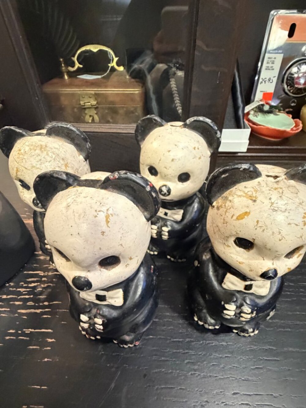 Vintage Circa 1940s Cast-Metal Panda Carnival Ring-Toss Game Figure - Picture 5 of 5